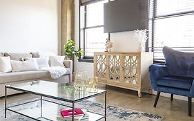 Angel City 1 Bedroom Apartment