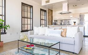 Angel City 1 Bedroom Apartment